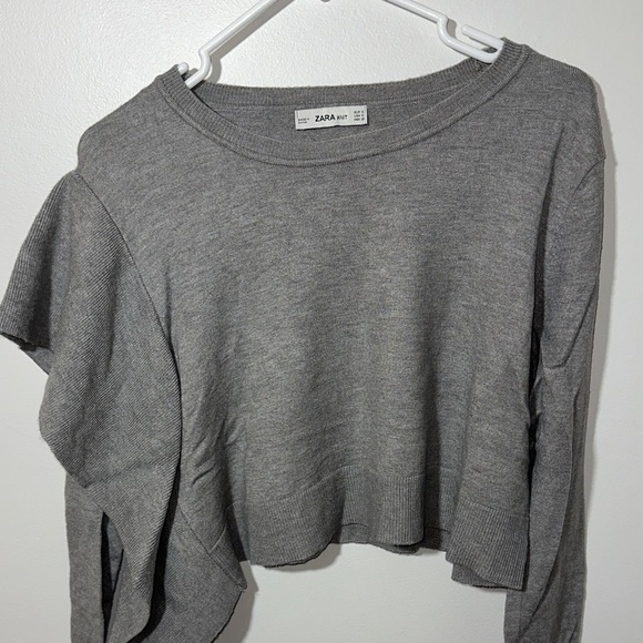 Zara Cropped Gray Side Ruffle Sweater Size Small - Picture 1 of 4